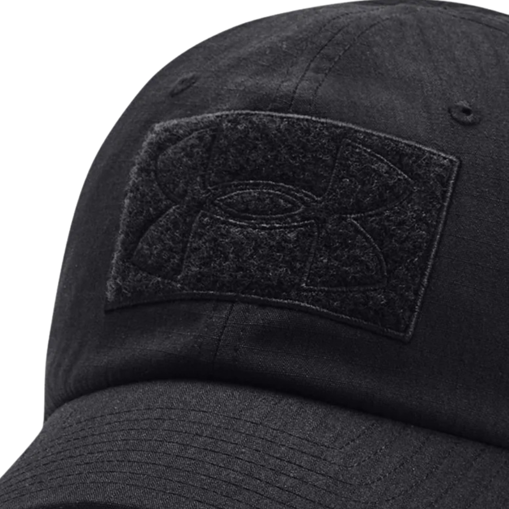 Cappello UNDER ARMOUR con visiera nero - TAG CAP logo