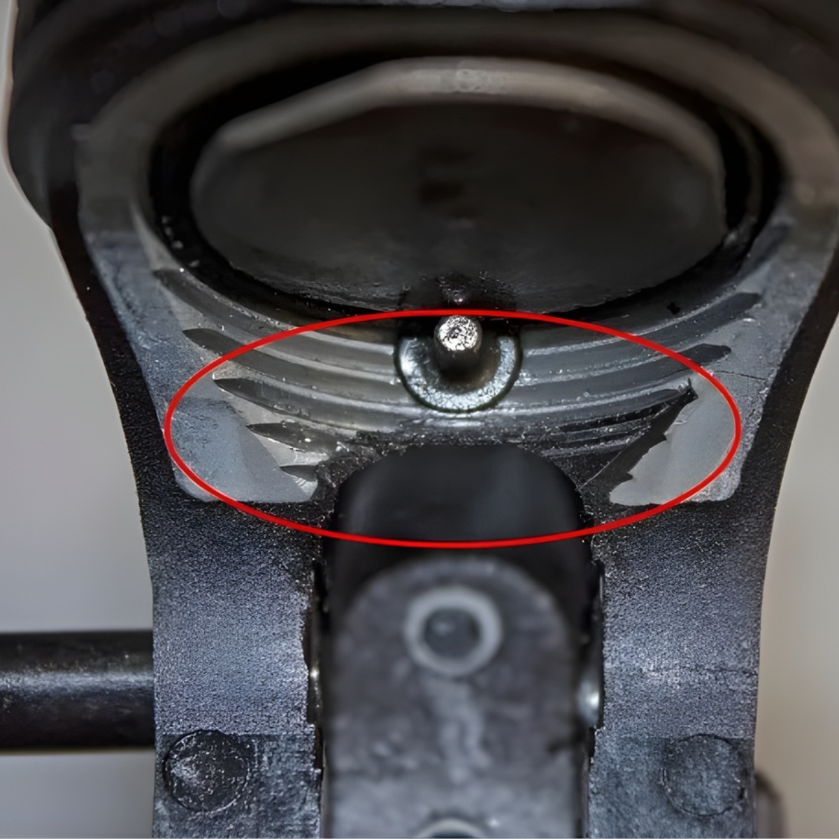 Montaggio del ferma molla ammortizzatrice VFC per fucile M4 GBB